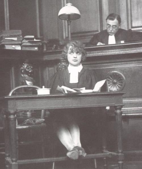 avocate en 1930