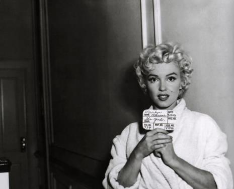 Marilyn Monroe travaille
